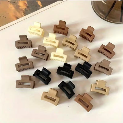 1 Item Multifunctional Clips , Small Plastic Hair Accessories Suitable for Hair Styling, Headpieces, Cute Designs, And Durable Hair Ornaments.