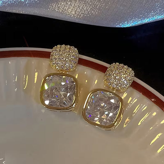 1 Pair Luxury Rhinestone Drop Earrings For Women, Bling Bling Elegant Style Zinc Alloy Dangle Earrings, Vintage Style, Fashion Accessory